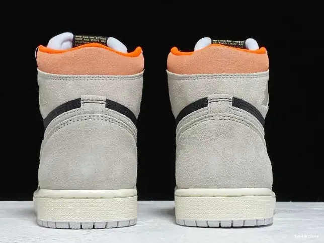 HYPE 555088-018 Jordan OG Air Grey Neutral 1 High Retro 0422